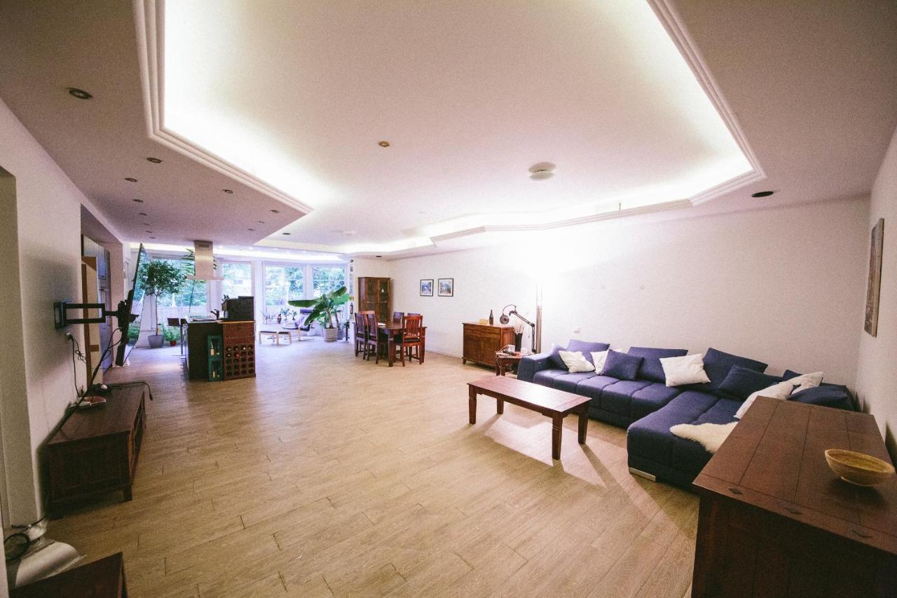 Grosse & Voll Ausgestattete Apartments, Studios, Doppelzimmer, Workspace, Parkplatz, Netflix, Prime & Schnelles Wifi In Ruhiger Lage Mit Garten 鲁多尔施塔特 外观 照片