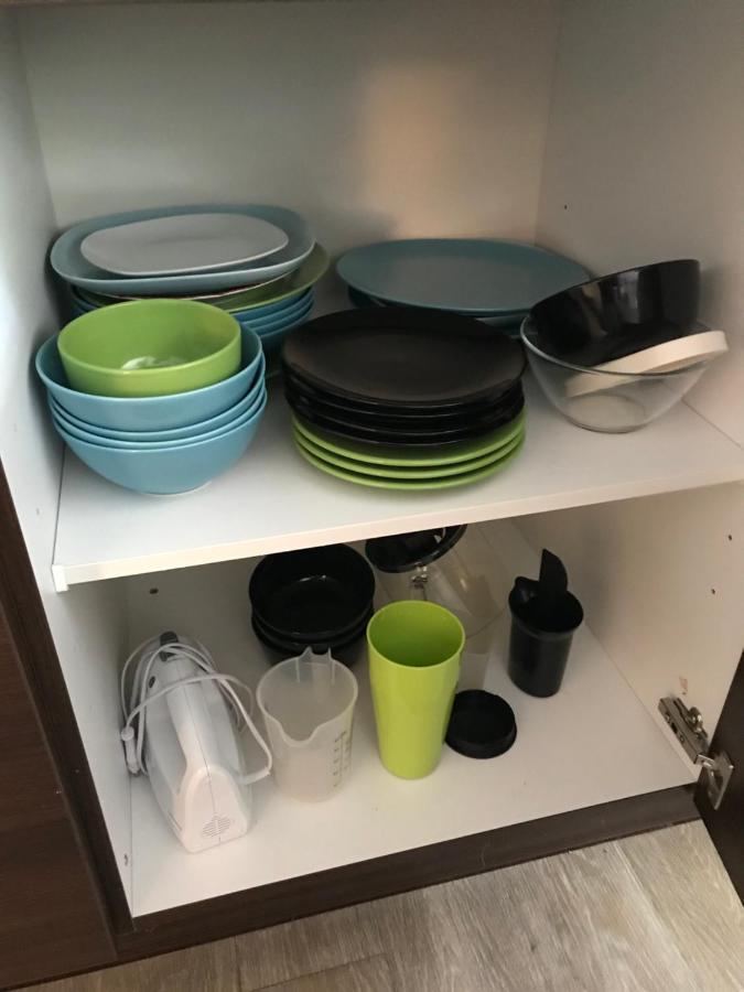 Grosse & Voll Ausgestattete Apartments, Studios, Doppelzimmer, Workspace, Parkplatz, Netflix, Prime & Schnelles Wifi In Ruhiger Lage Mit Garten 鲁多尔施塔特 外观 照片