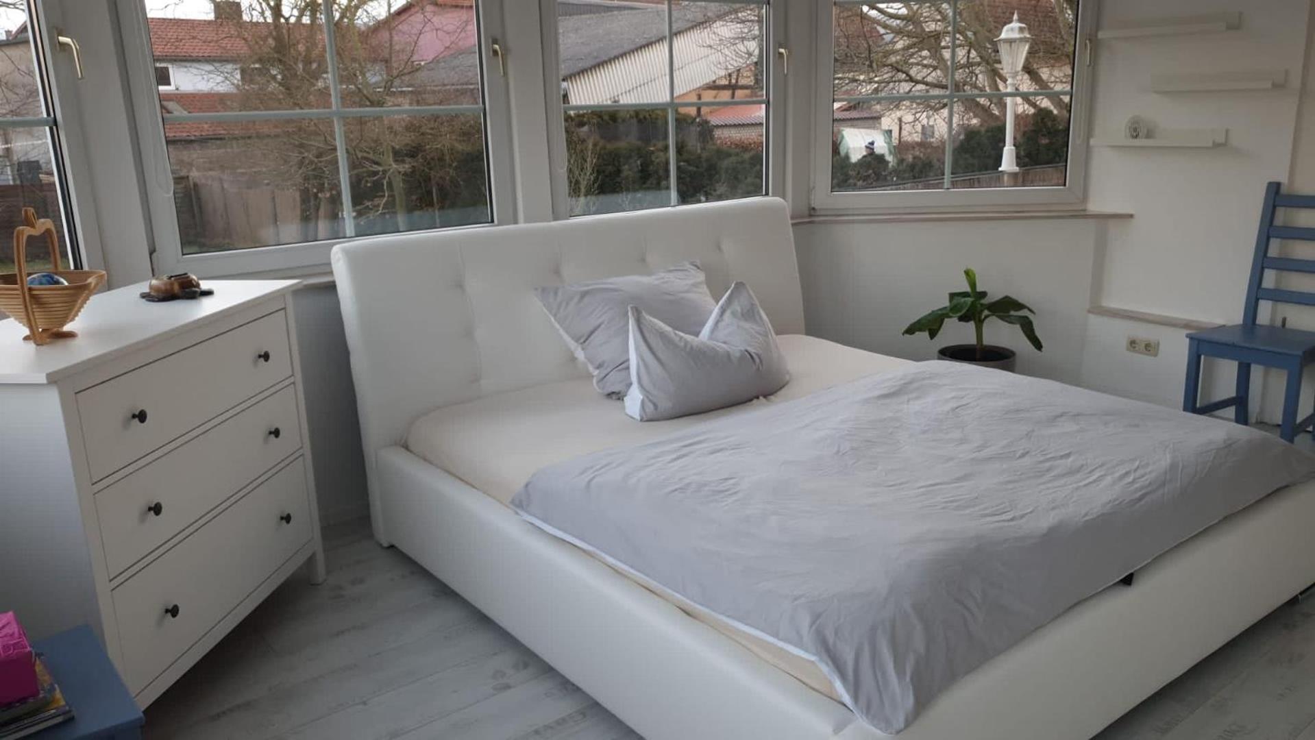 Grosse & Voll Ausgestattete Apartments, Studios, Doppelzimmer, Workspace, Parkplatz, Netflix, Prime & Schnelles Wifi In Ruhiger Lage Mit Garten 鲁多尔施塔特 外观 照片