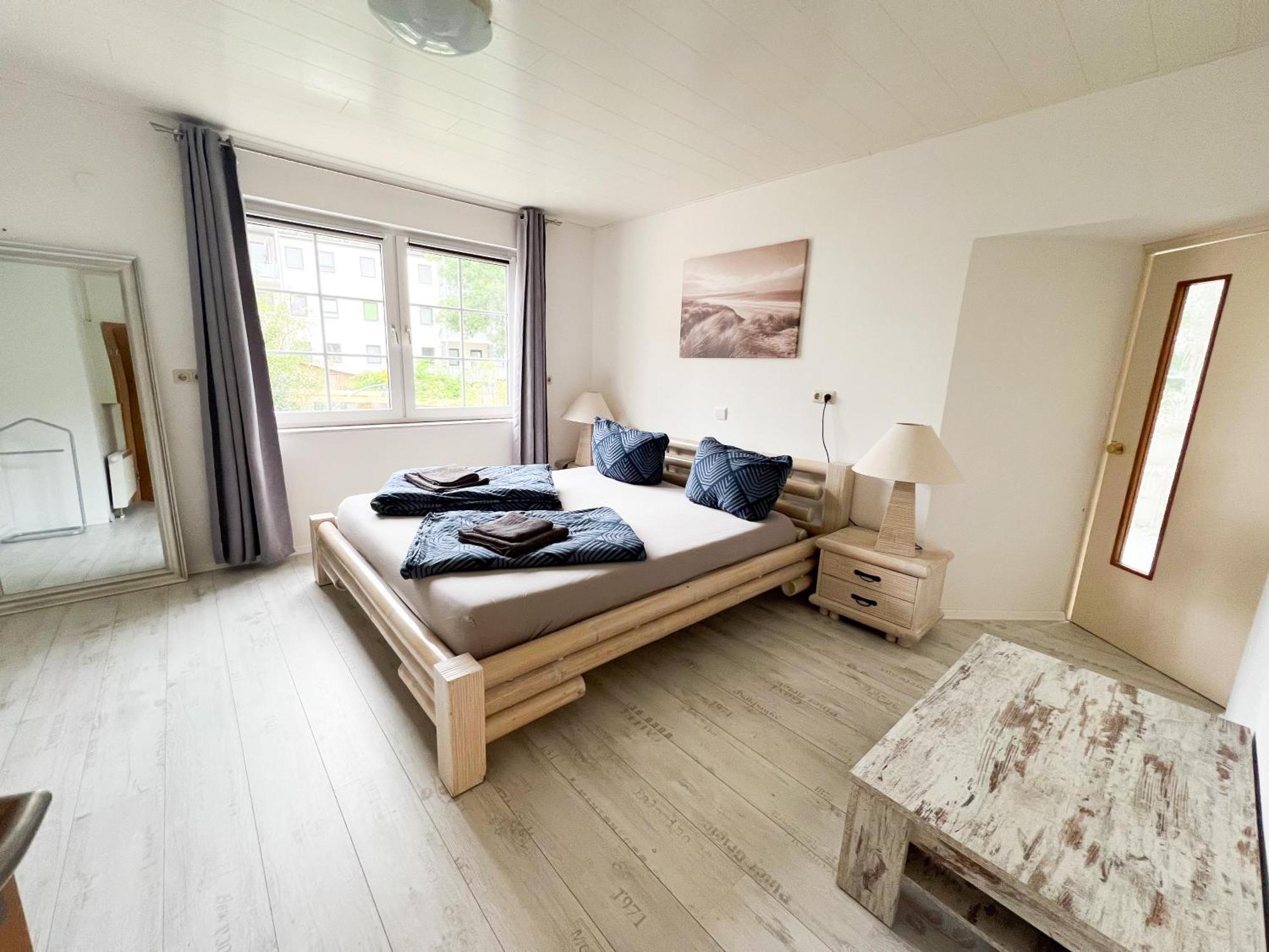 Grosse & Voll Ausgestattete Apartments, Studios, Doppelzimmer, Workspace, Parkplatz, Netflix, Prime & Schnelles Wifi In Ruhiger Lage Mit Garten 鲁多尔施塔特 客房 照片