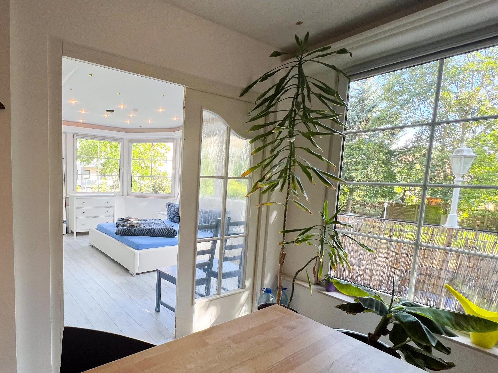 Grosse & Voll Ausgestattete Apartments, Studios, Doppelzimmer, Workspace, Parkplatz, Netflix, Prime & Schnelles Wifi In Ruhiger Lage Mit Garten 鲁多尔施塔特 外观 照片